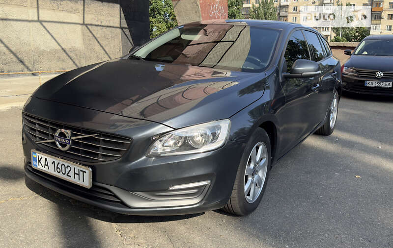 Volvo V60 (2014)