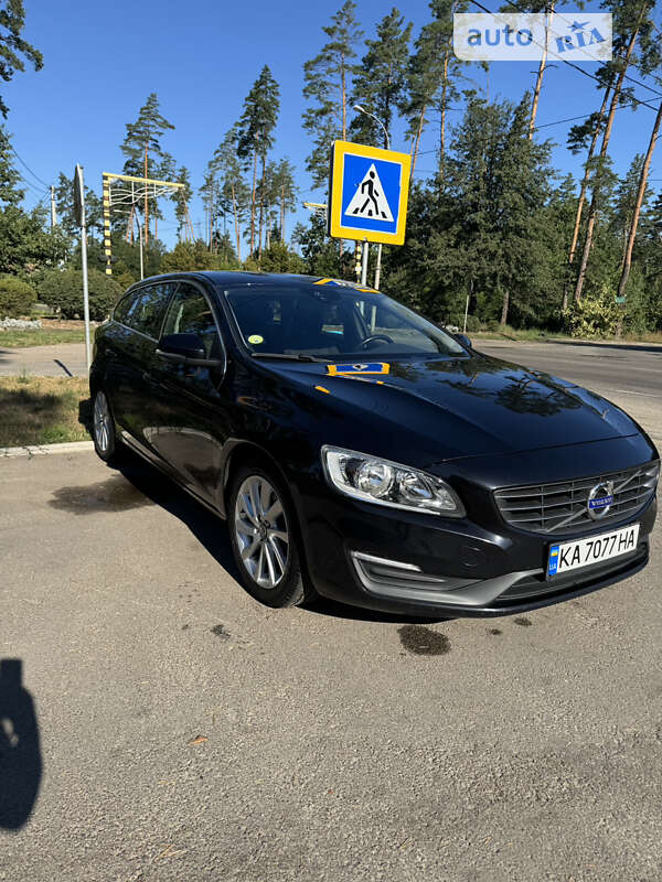 Volvo V60 (2014)