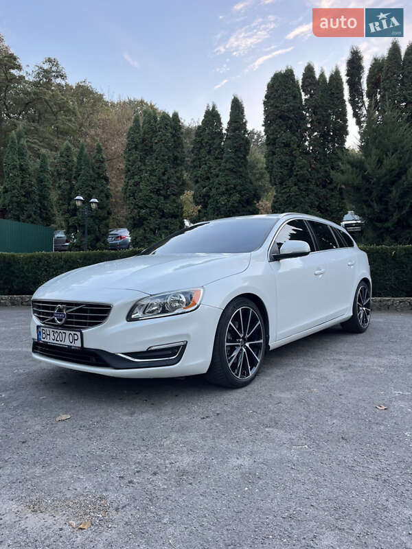 Volvo V60 (2016)