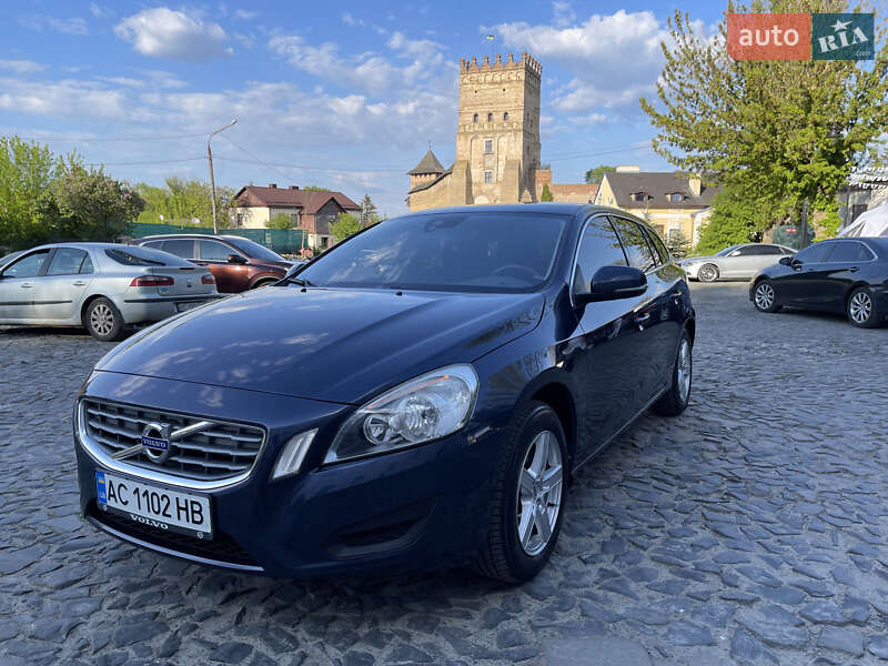 Volvo V60 (2012)