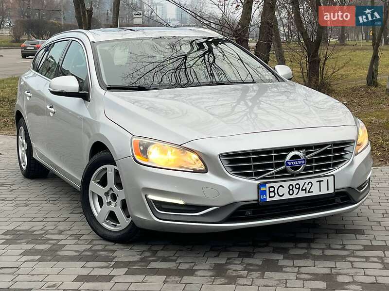 Volvo V60 (2014)