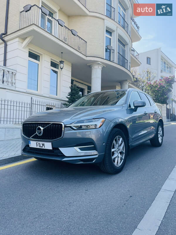 Volvo Xc60 (2017)