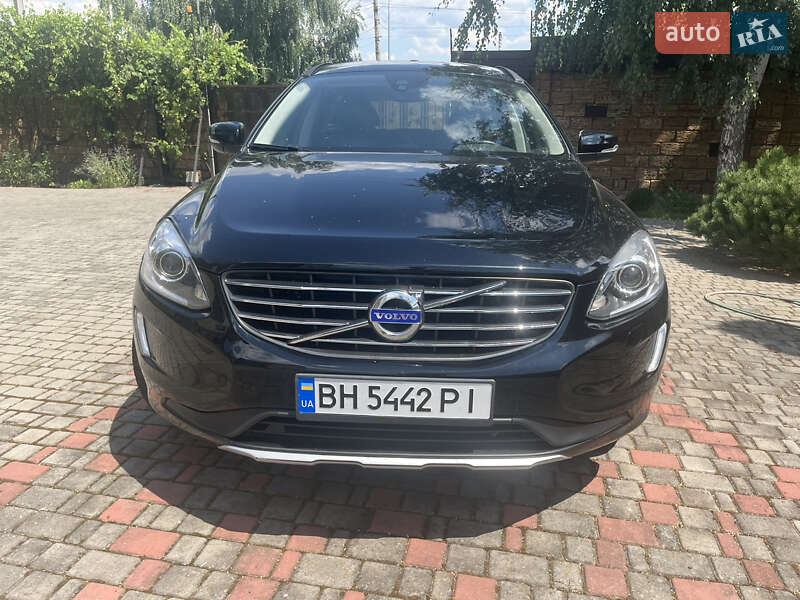 Volvo Xc60 (2015)