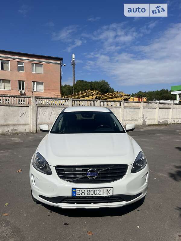 Volvo Xc60 (2017)