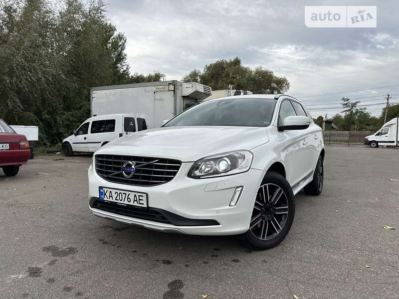 Volvo Xc60 (2017)