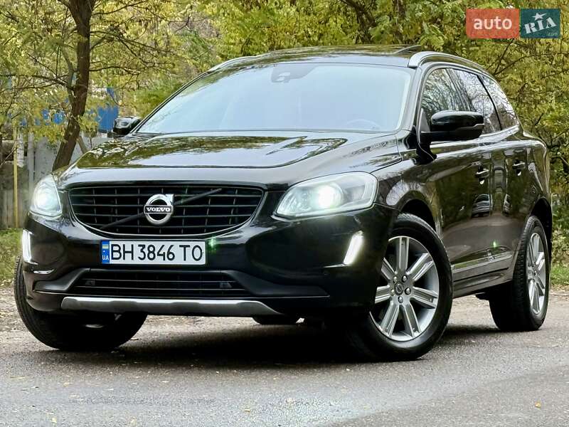 Volvo Xc60 (2015)