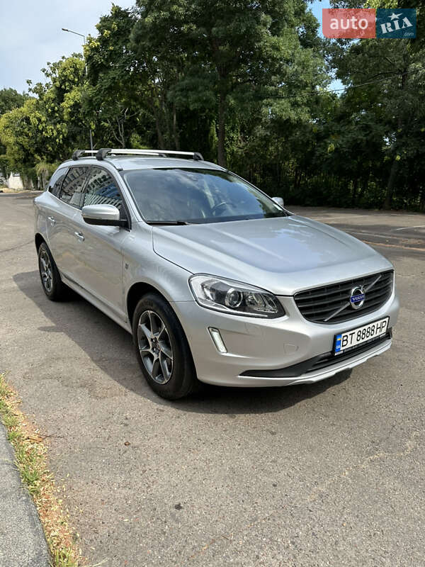Volvo Xc60 (2016)