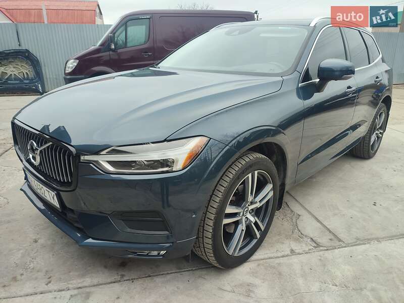 Volvo Xc60 (2017)