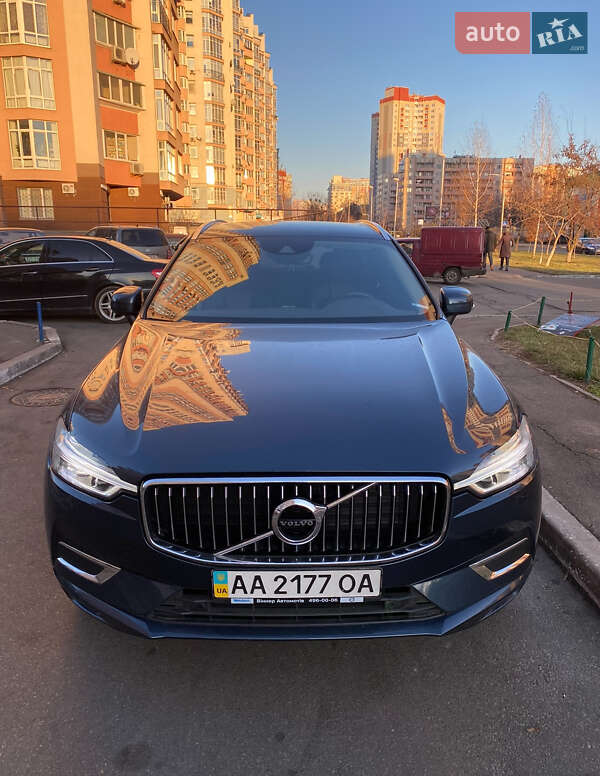 Volvo Xc60 (2017)