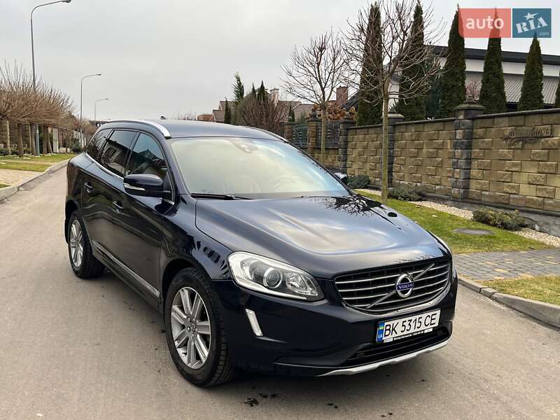 Volvo Xc60 (2015)
