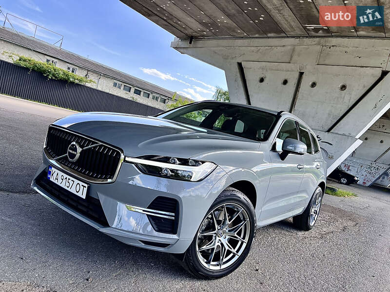 Volvo Xc60 (2023)