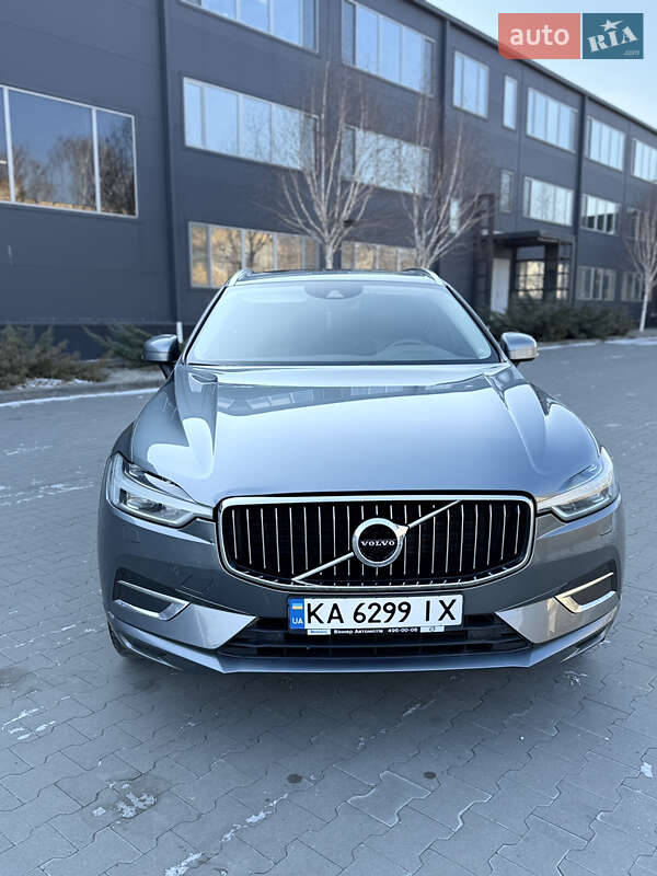 Volvo Xc60 (2017)