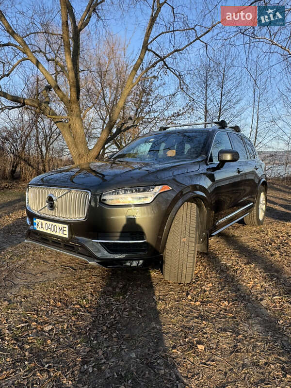 Volvo Xc90 (2017)