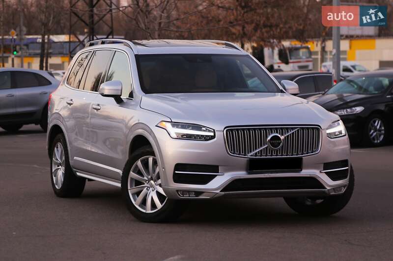 Volvo Xc90 (2016)