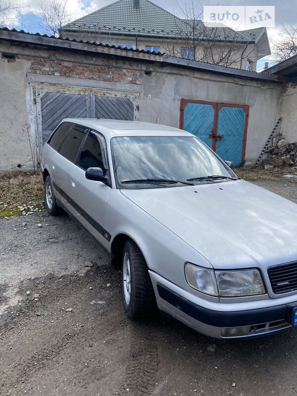 Audi 100 (1992)