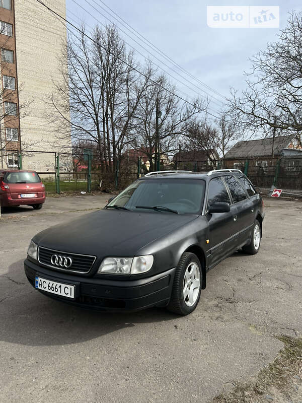 Audi 100 (1992)