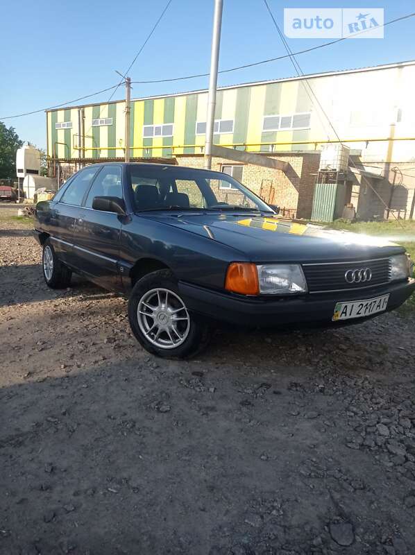 Audi 100 (1990)