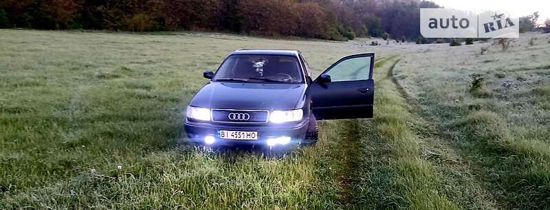 Audi 100 (1992)