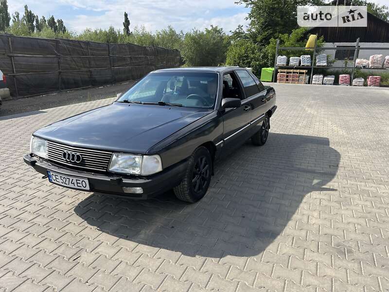 Audi 100 (1986)