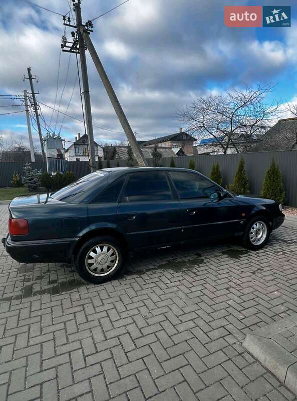 Audi 100 (1994)