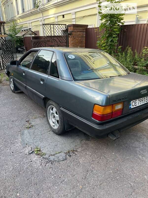 Audi 100 (1989)