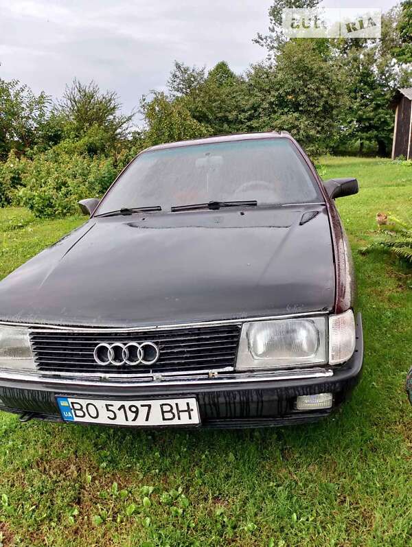 Audi 100 (1987)