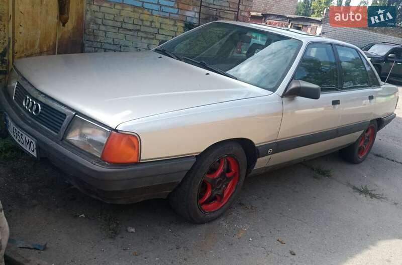 Audi 100 (1988)