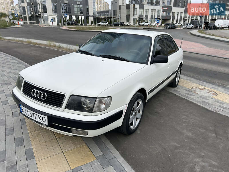 Audi 100 (1993)
