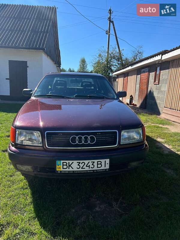 Audi 100 (1992)