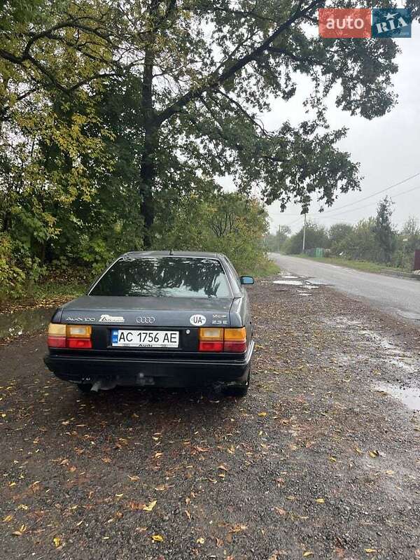 Audi 100 (1990)