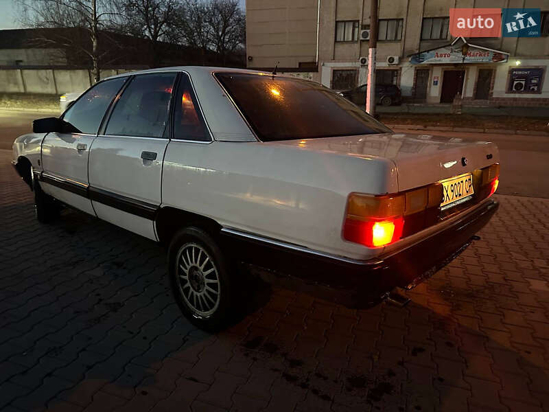 Audi 100 (1987)