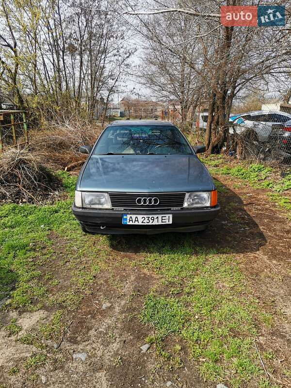 Audi 100 (1990)