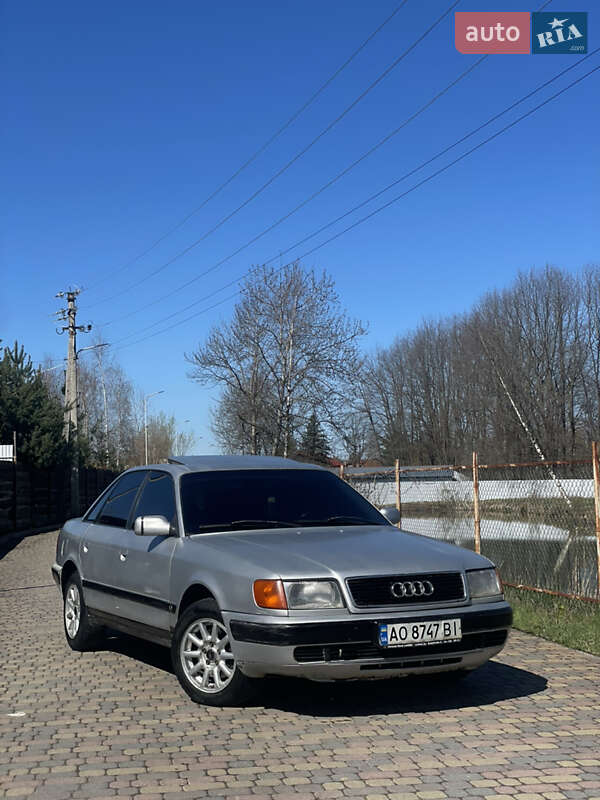 Audi 100 (1993)
