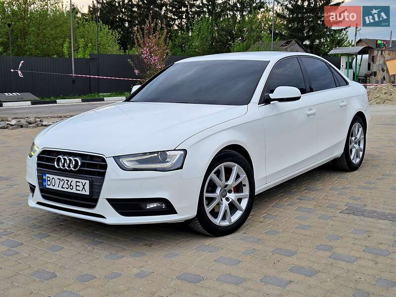 Audi A4 (2012)