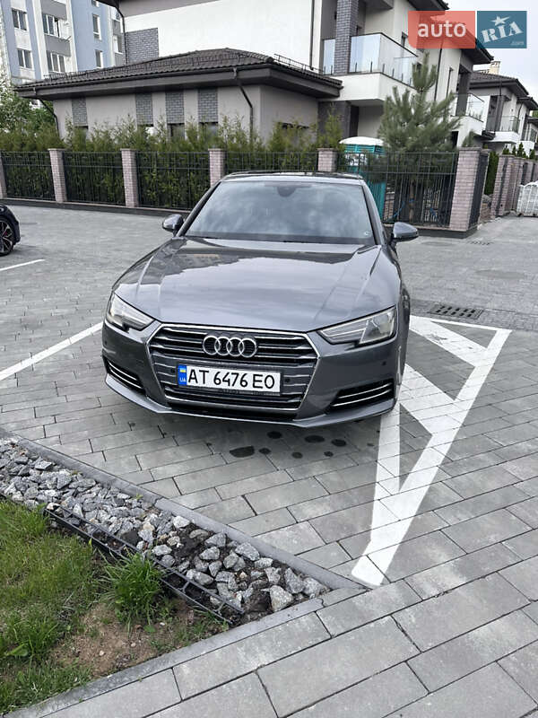 Audi A4 (2017)