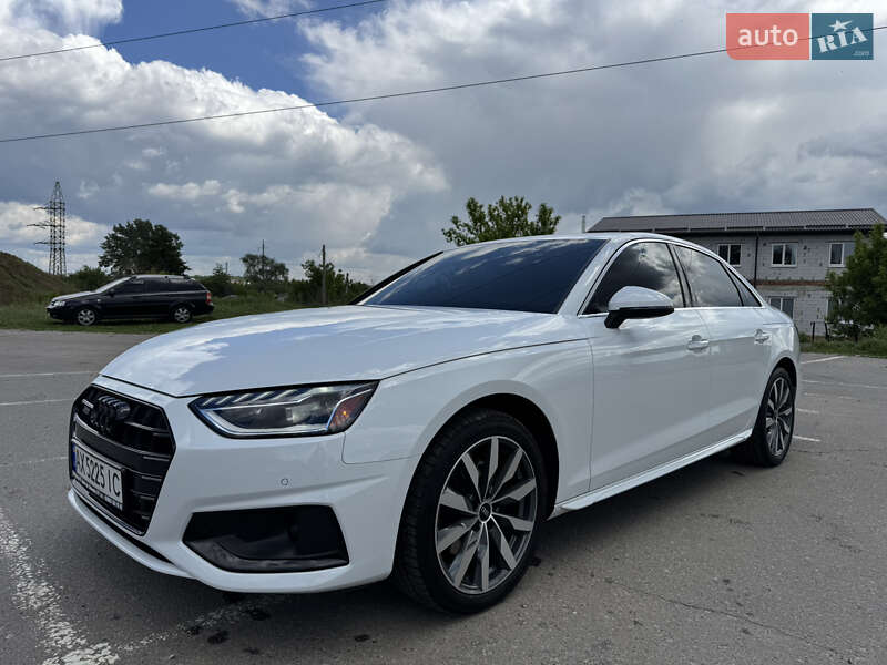 Audi A4 (2021)
