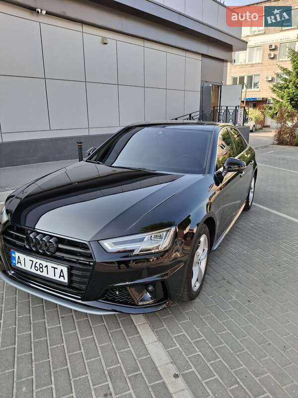 Audi A4 (2019)