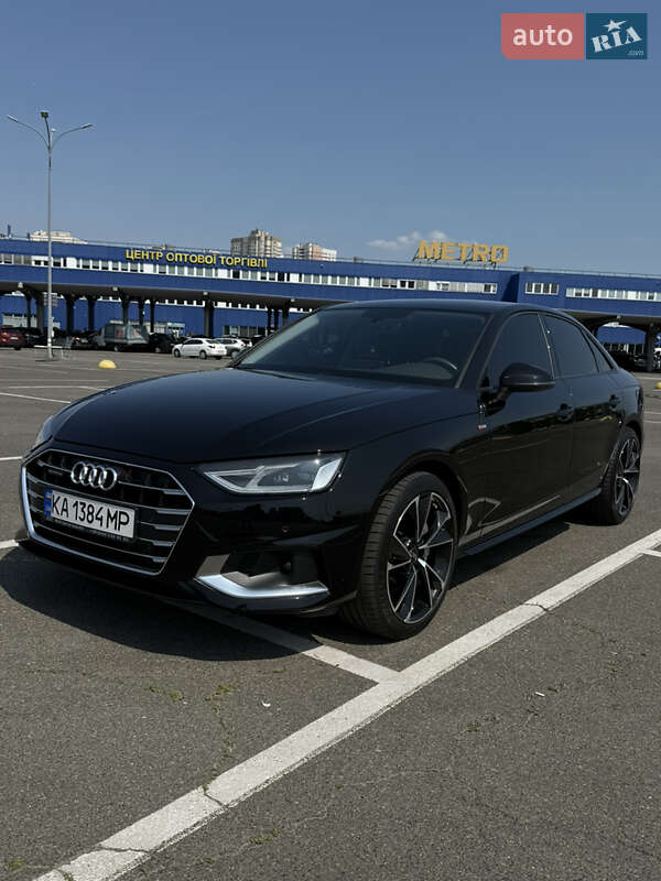 Audi A4 (2021)