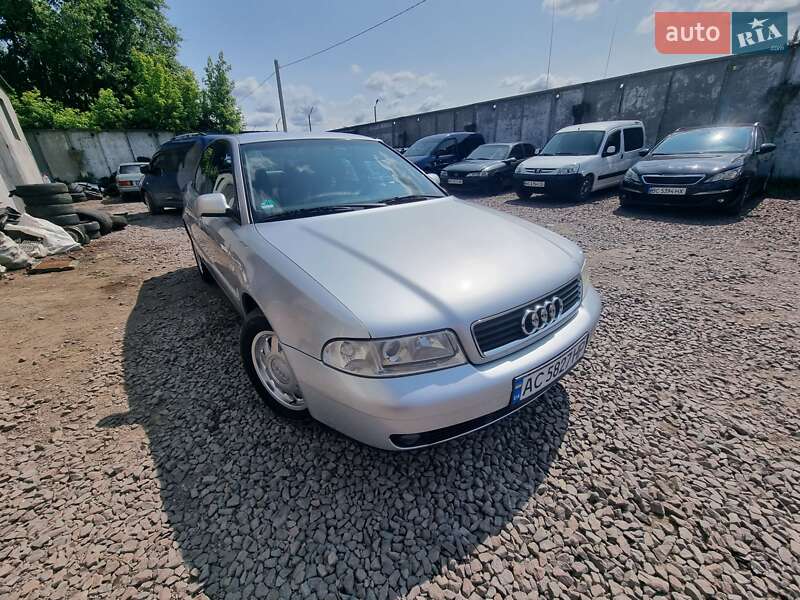 Audi A4 (1999)