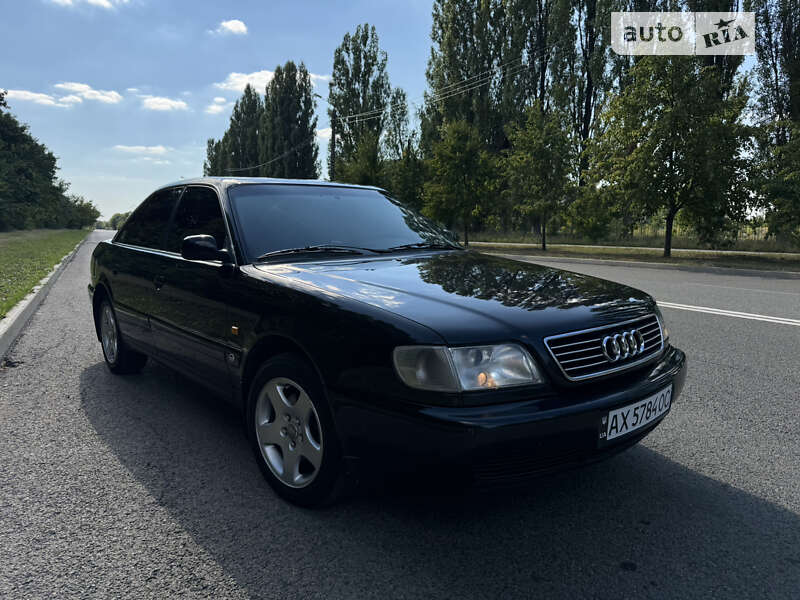 Audi 100 (1996)