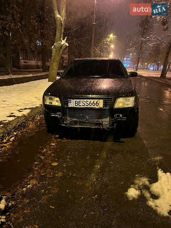 Audi 100 (1994)