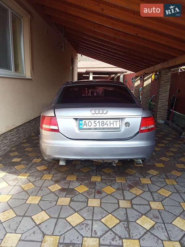 Audi A6 (2004)