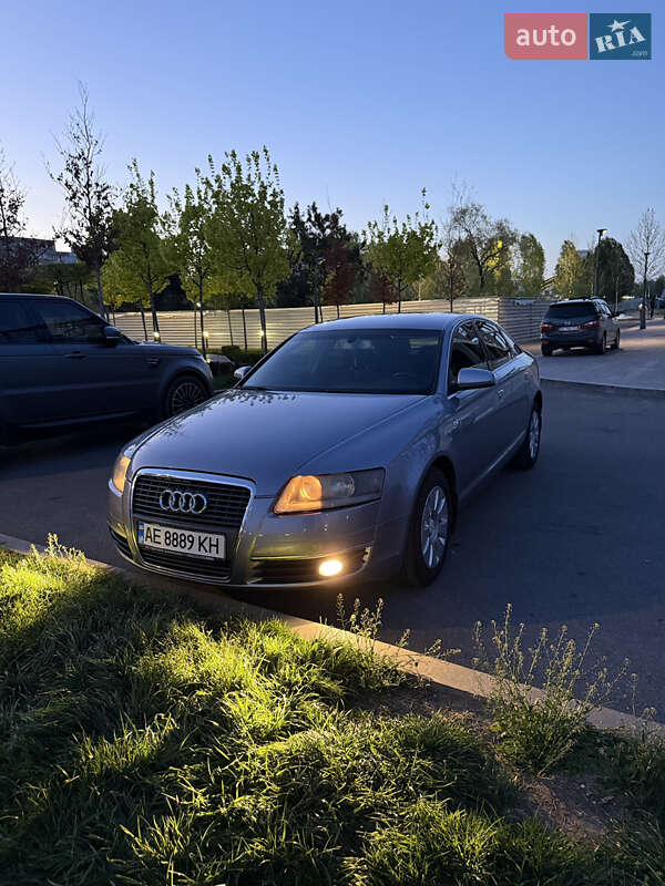Audi A6 (2006)