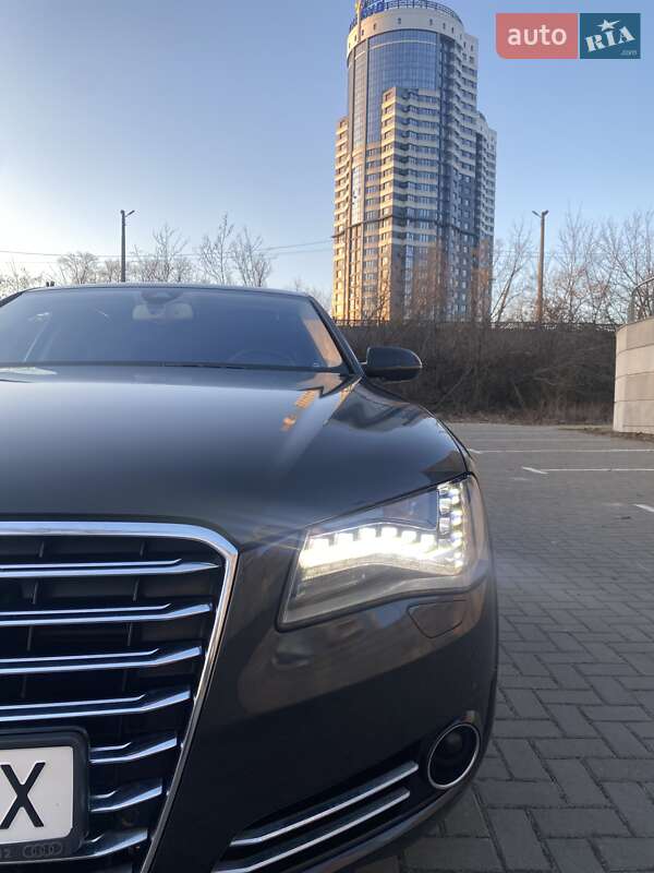 Audi A8 (2012)