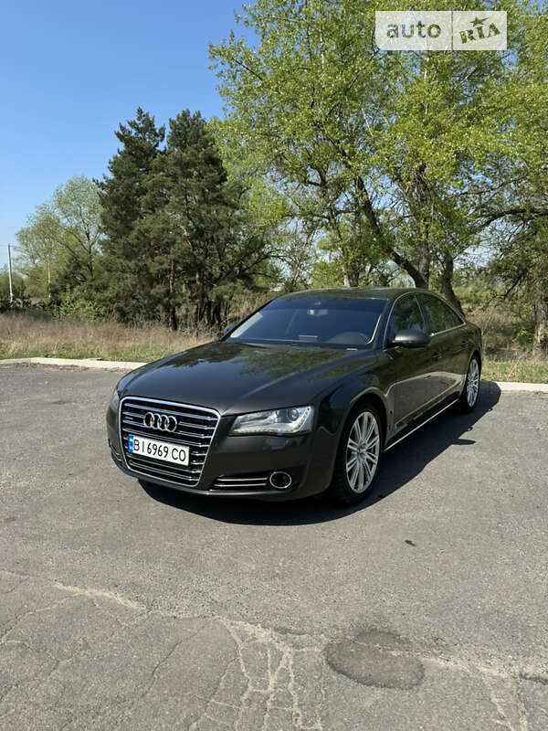 Audi A8 (2012)