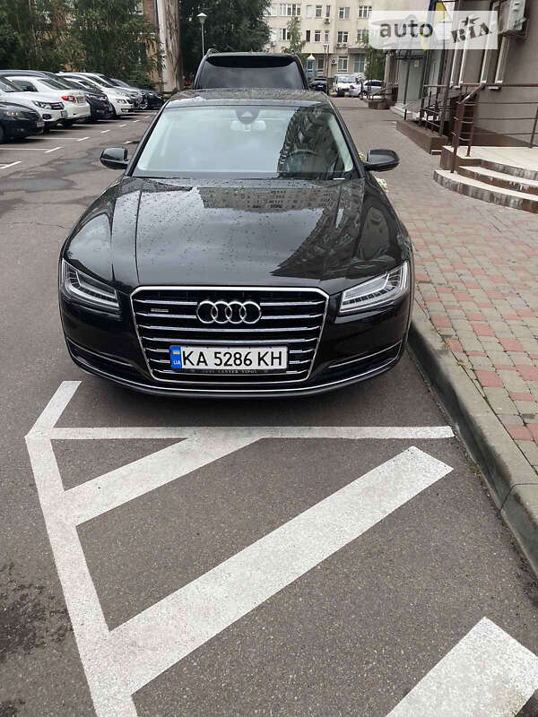 Audi A8 (2015)