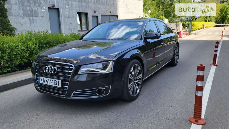 Audi A8 (2012)