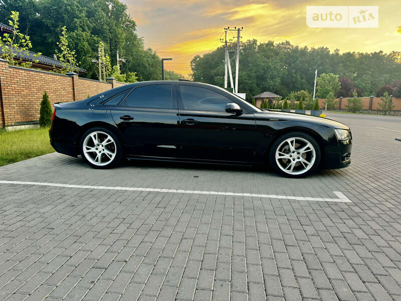 Audi A8 (2010)