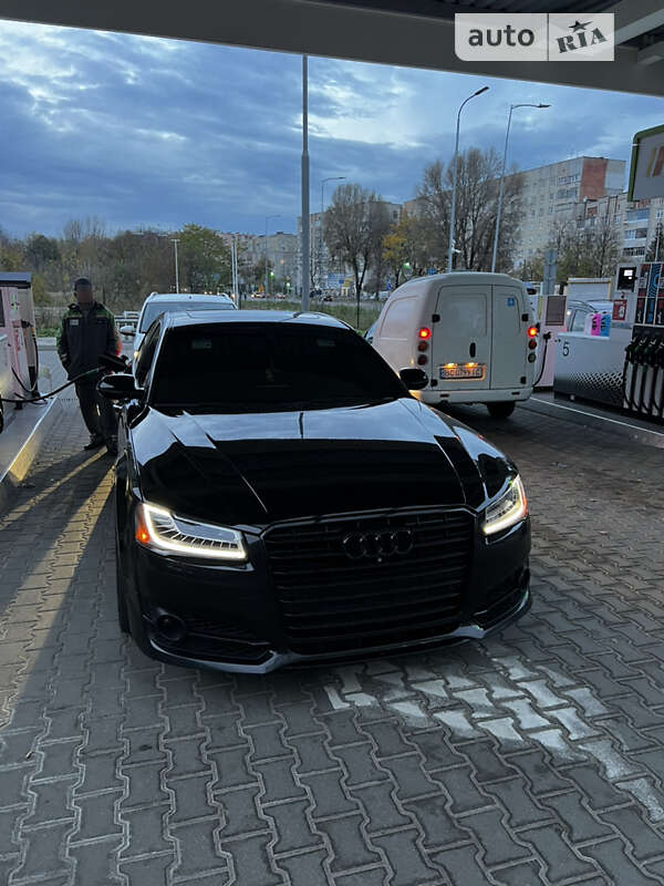 Audi A8 (2016)