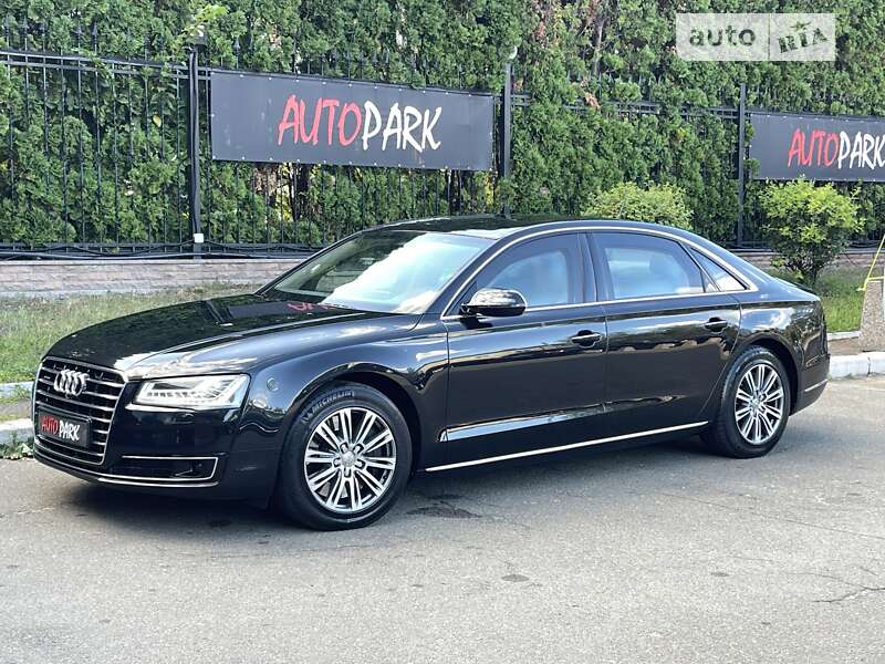 Audi A8 (2015)